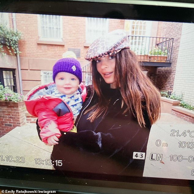 英国华裔女孩艾米丽,英国超模艾米丽视频