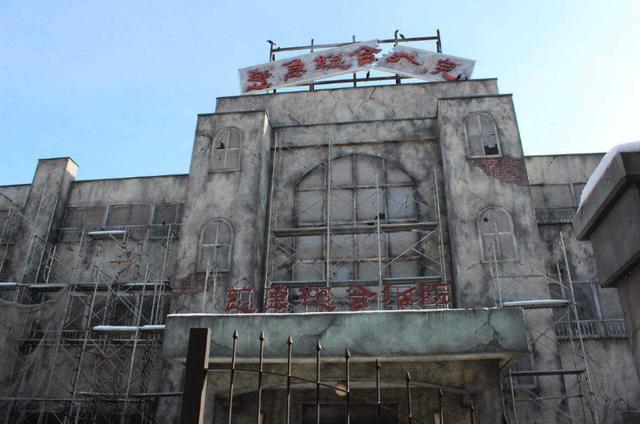 美国洛杉矶鬼屋签生死状是什么,美国最吓人的鬼屋还要签生死状