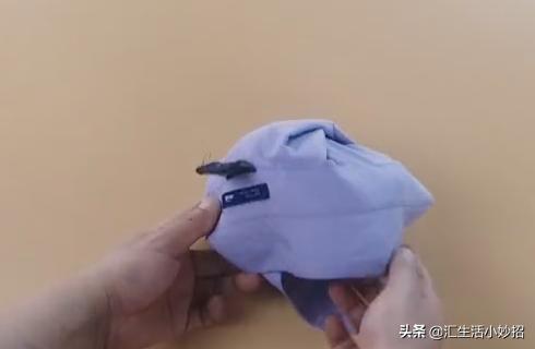 容易褶皱衣服洗完怎么晾晒,褶皱衣服洗完不皱怎么办