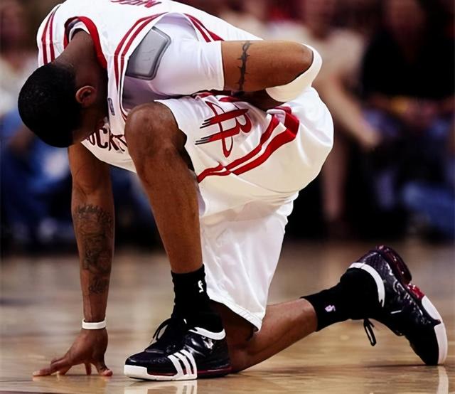 特雷西麦克格雷迪篮球人物志,特雷西麦克格雷迪扣篮