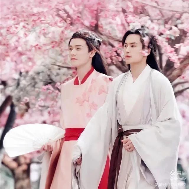 山河不足重贵在遇知己求下联,山河不足重在遇知己应该怎么回复