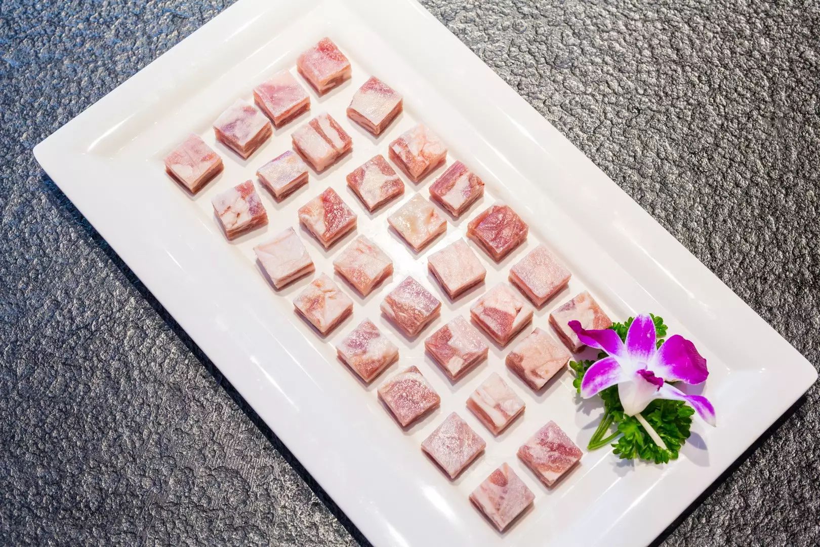 大连有一家特别的火锅店,大连一火锅店