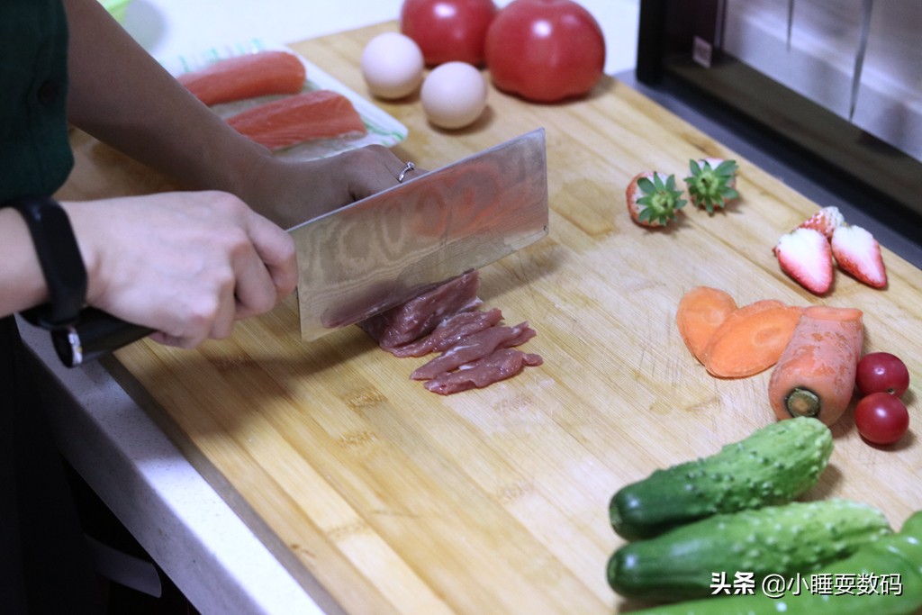 切菜要用什么刀具最好用,小米刀具砧板消毒机测评
