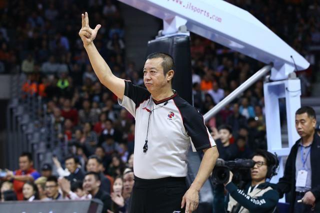 中国裁判专业,中国裁判三足鼎立