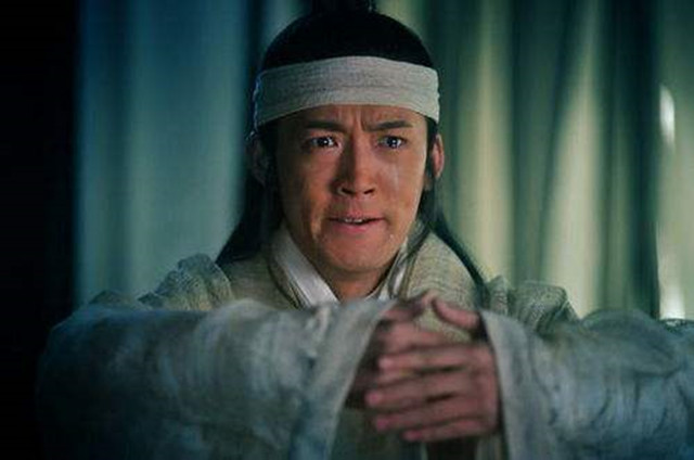 孙权称帝后只追封孙坚为皇帝,却无视孙策,为何如此忘恩负义?