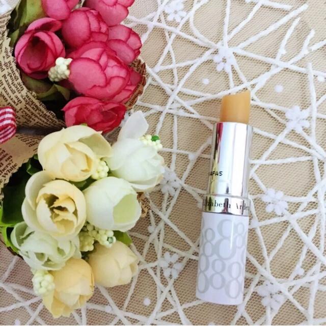 淡化唇纹变成樱桃嘴的唇膏,最好用的修护唇纹唇膏图片