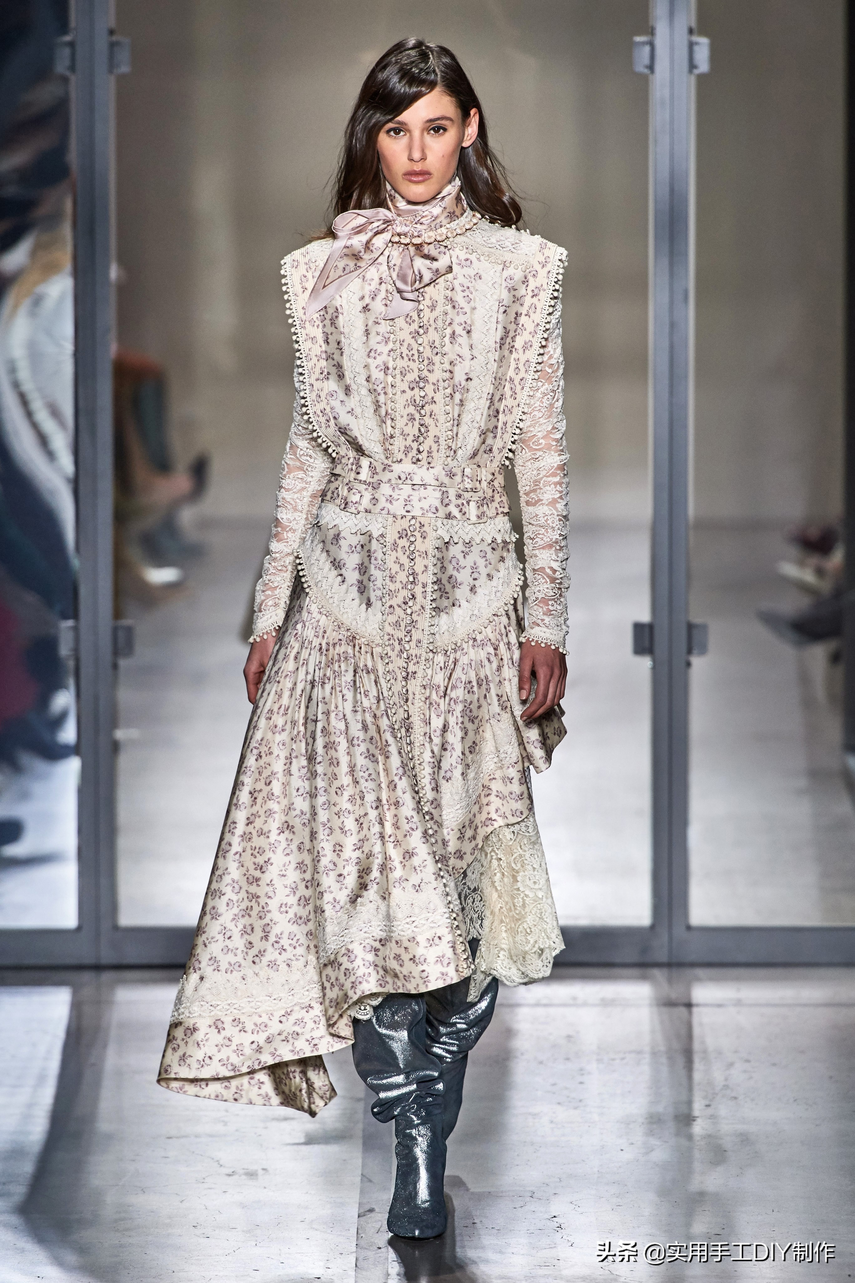 zimmermann连衣裙2019,zimmermann连衣裙2022春夏成衣系列