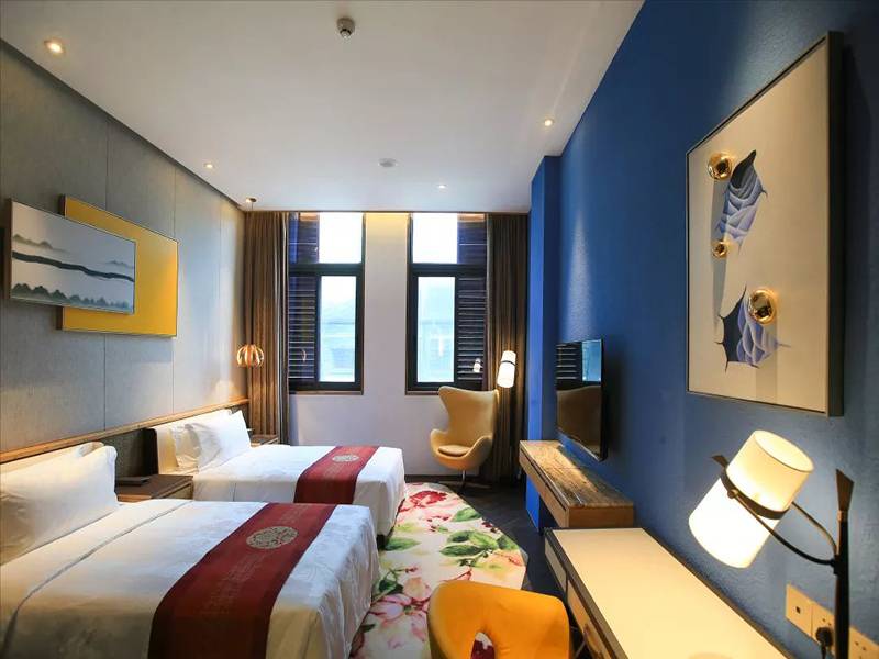 深圳甘坑客家小镇旅游攻略,深圳甘坑客家小镇奇幻夜