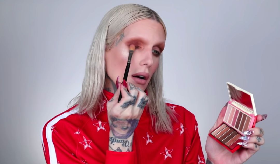 全是心动的感觉!奇巧的眼影奥利奥的唇膏还有超美的SUQQU粉