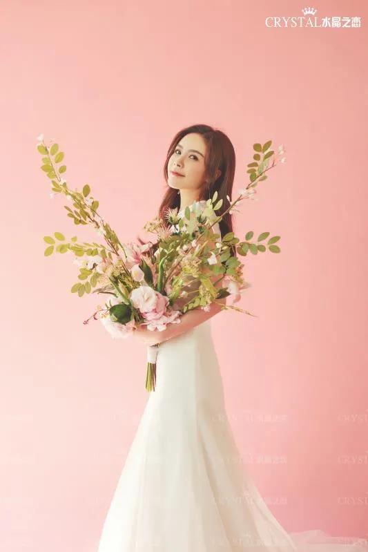 婚纱照韩式内景粉色气质,韩式内景婚纱照找哪家