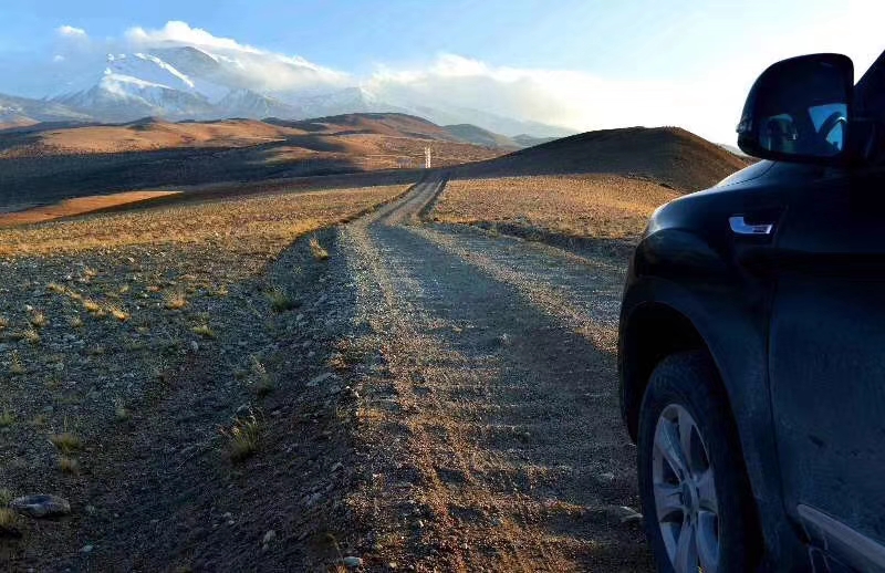 自驾副电瓶,自驾游车上安装副电瓶线路图