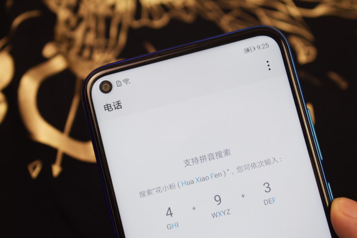 荣耀play3评测跑多少分,荣耀play3值得买么