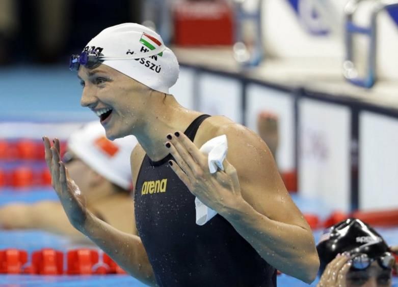 女生新手学游泳需要什么装备,游泳要准备什么物品