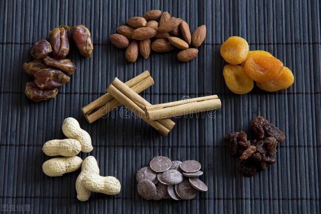 强健：《病中吟》诗词鉴赏