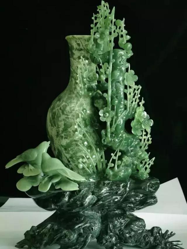 玉雕名师闽杰用心传承玉雕工艺,岫岩玉雕艺术