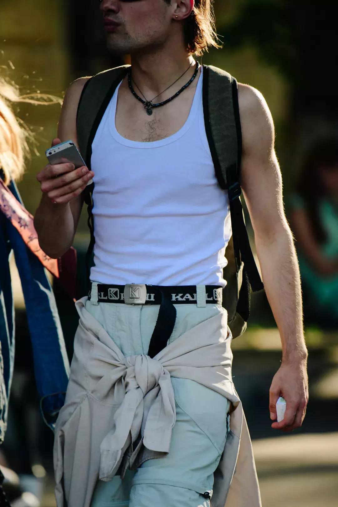 男人穿好腰带,会穿衣服的男人运气都不会太差