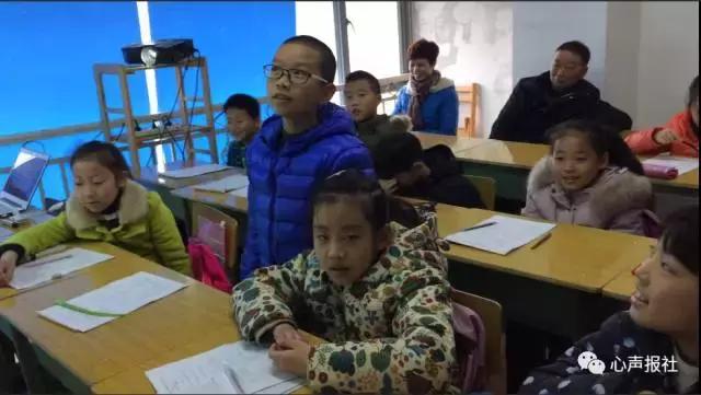 温暖一双手四年级作文,一双温暖的手作文600字