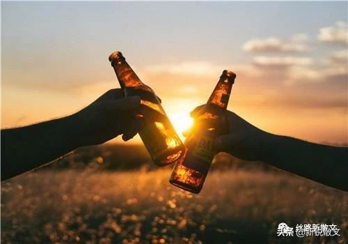 与继母相处六年，我从来不和她说话，直到我二十岁，她给我过生日