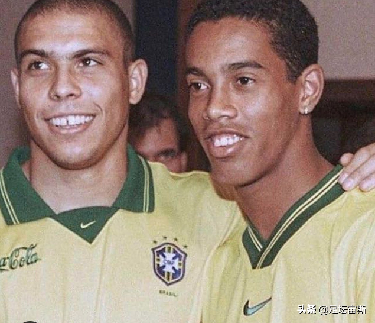 小罗c罗同框照片,大罗庆祝生日