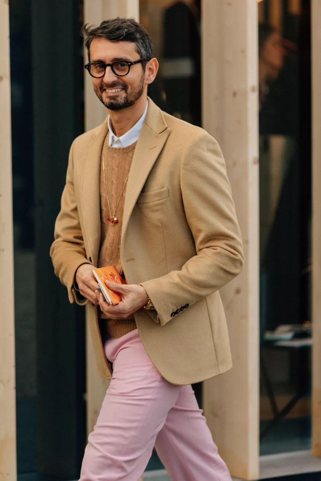 大方得体的穿搭重要性,女生要风度不要温度秋天穿搭