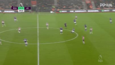 四年轮回夺冠,莱斯特城争前三