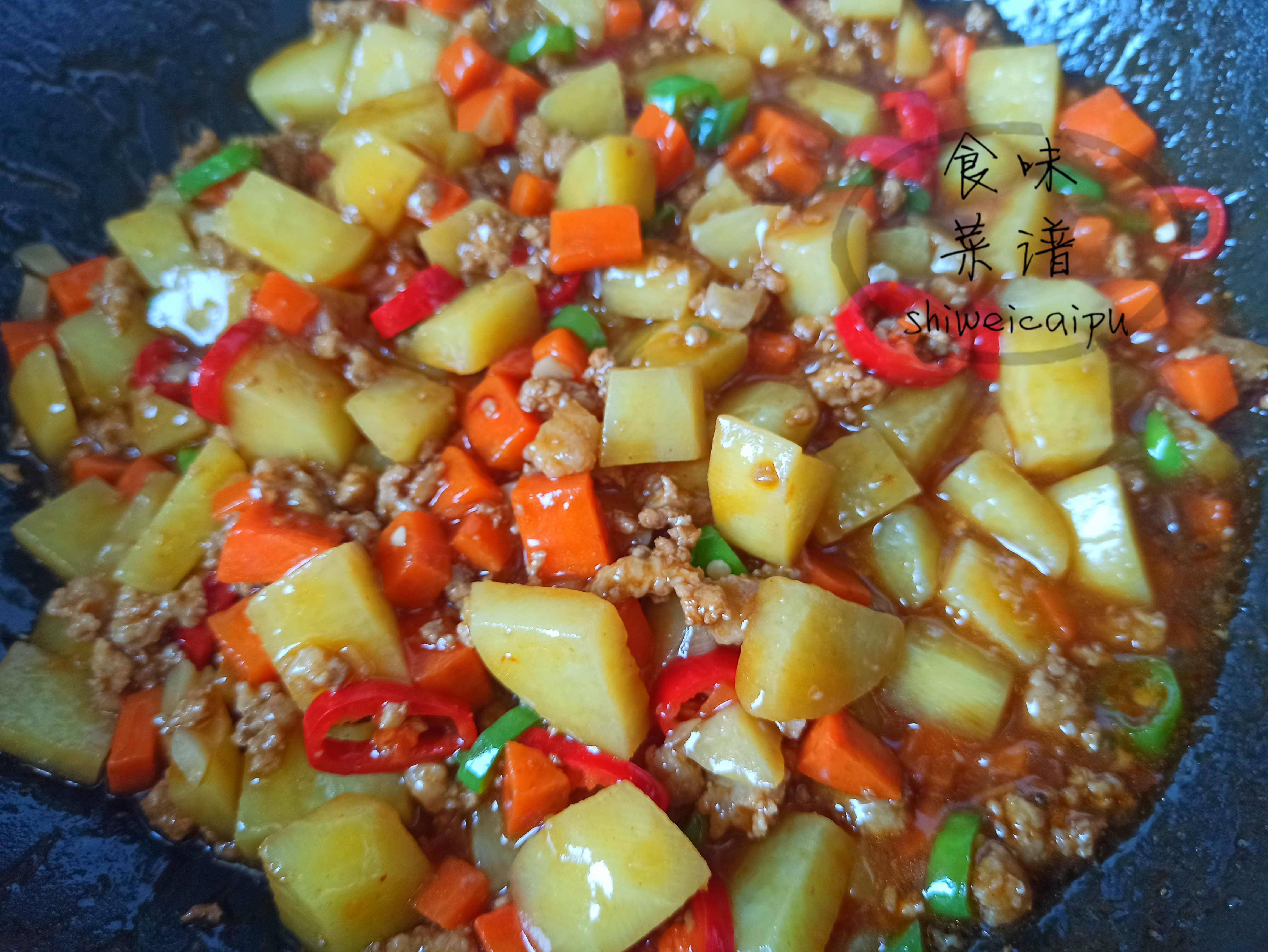 土豆肉末新吃法软嫩可口鲜香美味,土豆炖鸡家常做法鲜香入味