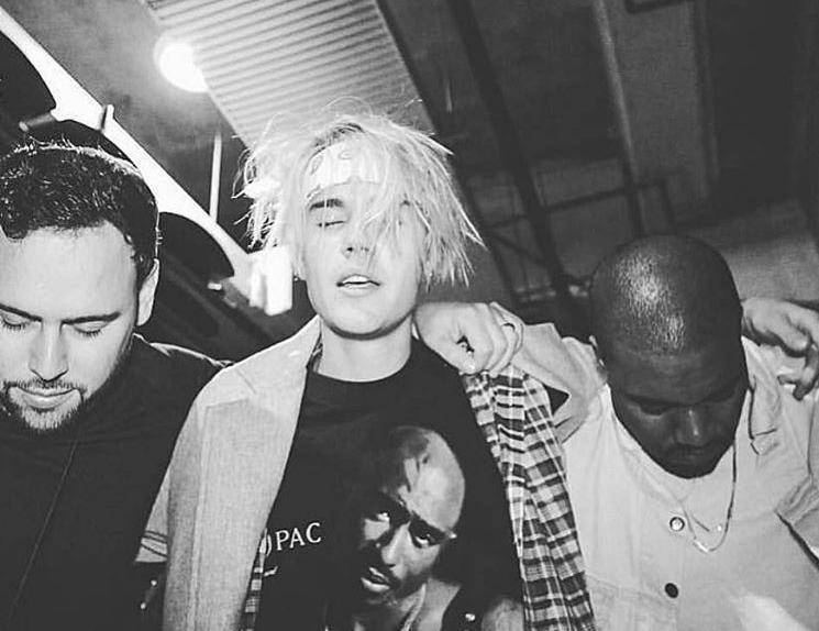 比伯晒太阳,比伯晒照