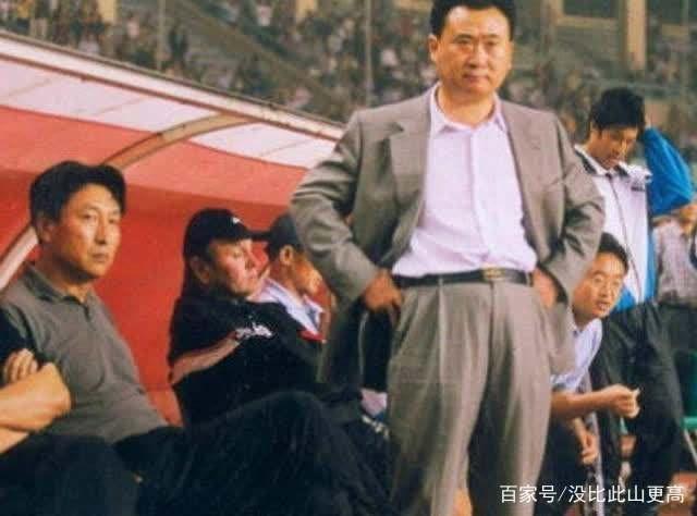 王健林支援大连足球,王健林万达足球当年有多强