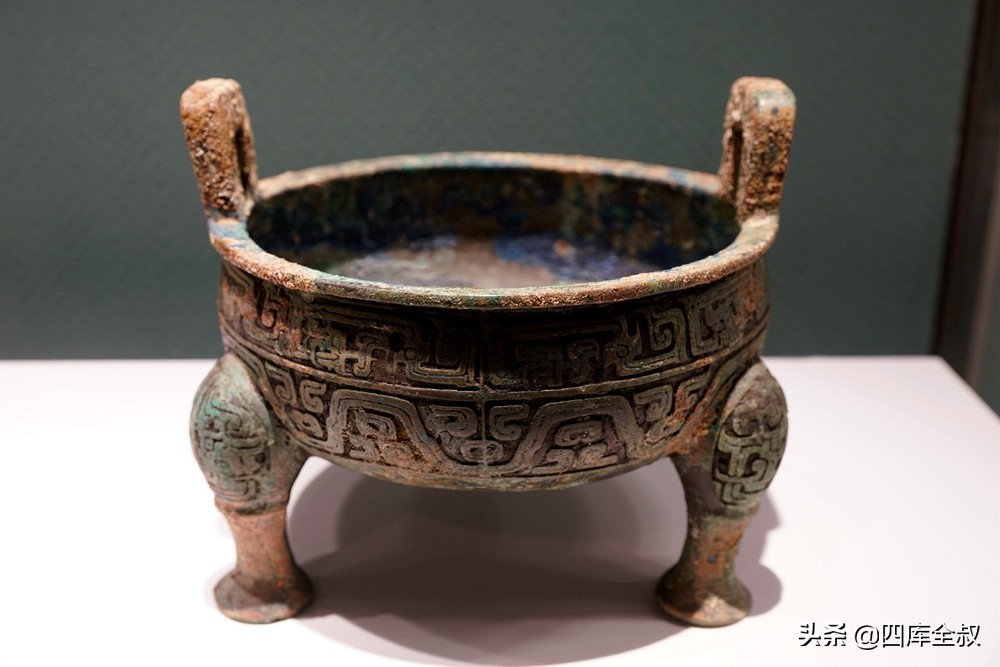 以物见物,以物识人意思