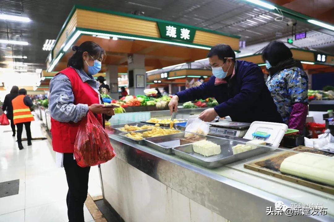 一手抓防疫一手抓办案,一手抓防疫一手抓发展