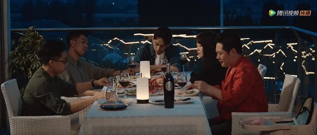 21年评分最高十部悬疑剧,《窥探》仅第4,《城市的边缘》进前3