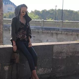 包慌？看宇宙博主们疯狂背什么