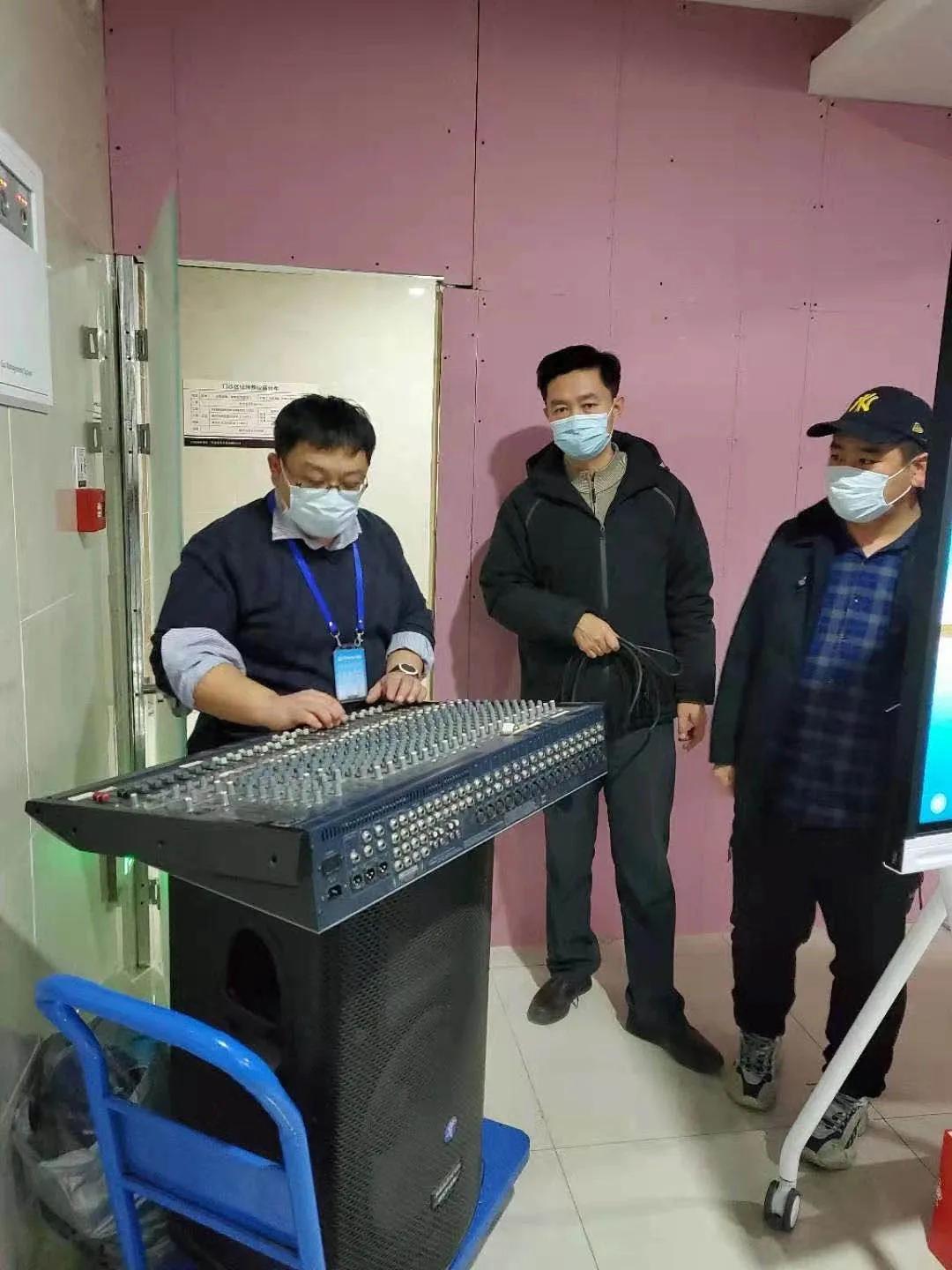 他们重组变身为抗疫的“擎天柱”