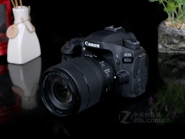 佳能800d与80d有什么区别,佳能80d是属于什么画幅