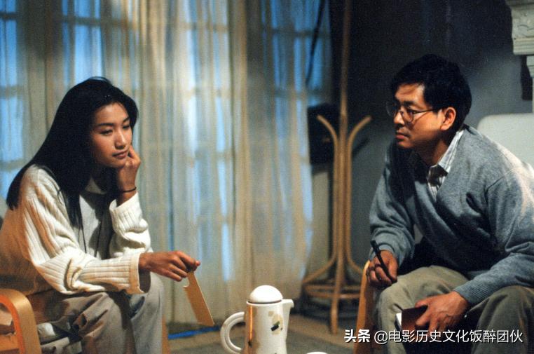 赵宝刚重走一回青春,越过山丘才发现无人等候完整视频