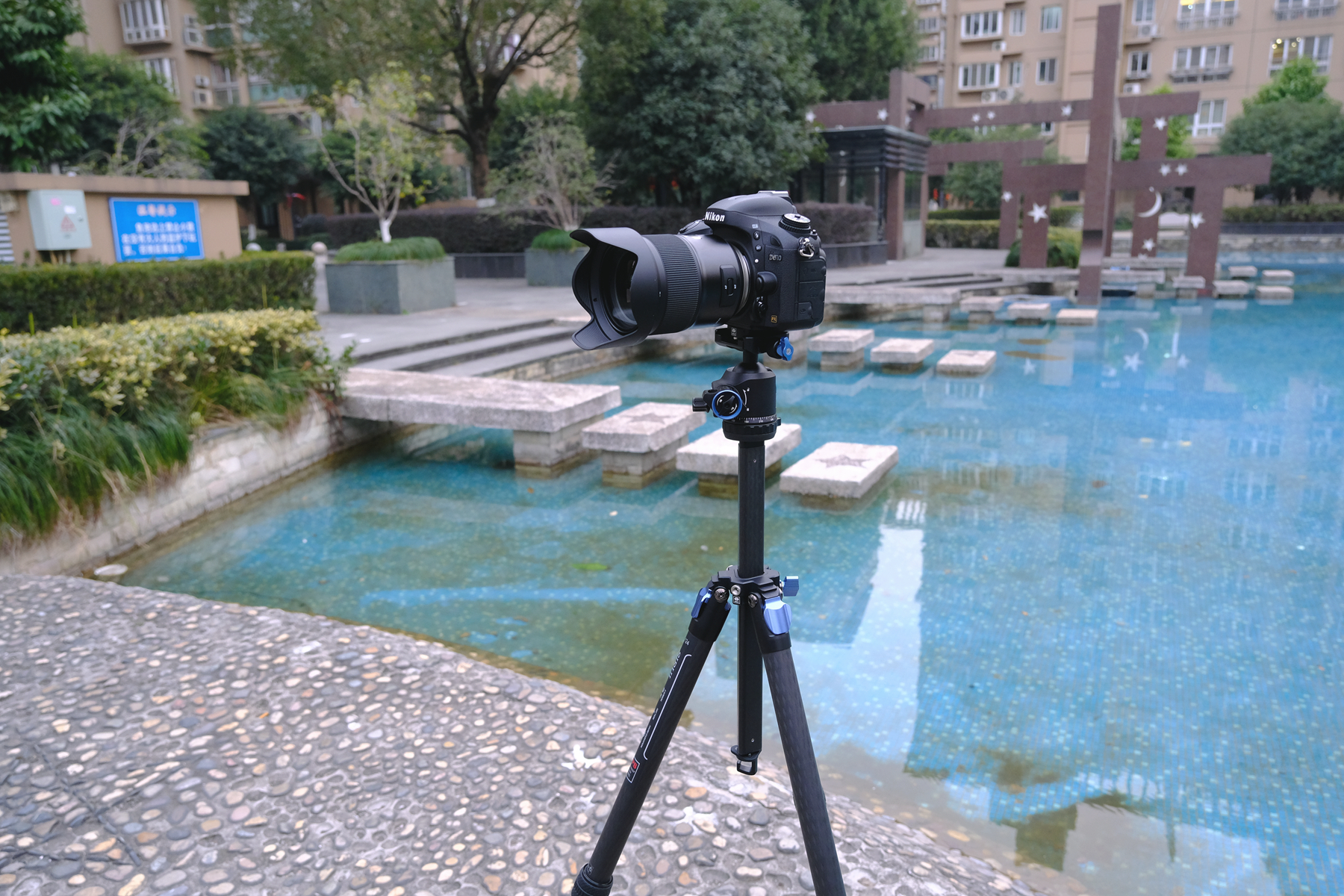 摄影好帮手,思锐便携碳纤维三脚架