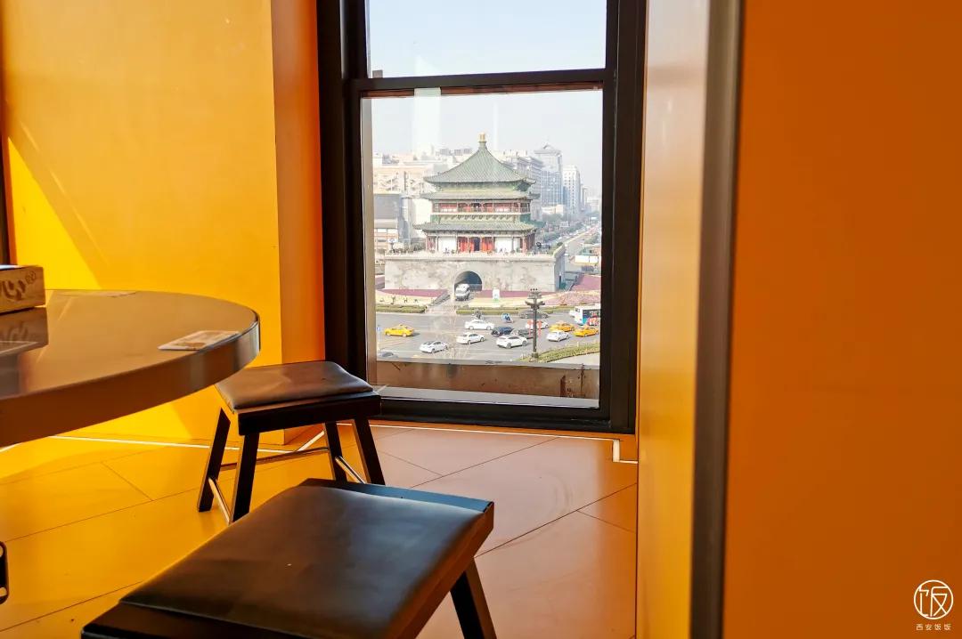 看得见钟楼的餐厅,看见钟楼的西安美食