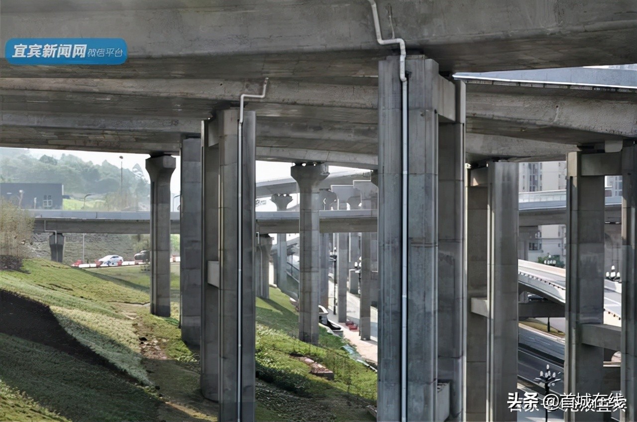 宜宾这座“5D”立交桥走错就走远了！一起来看看4个方向行走路线
