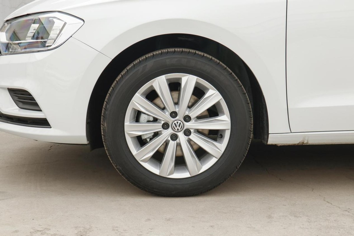 宝来6万多吗,大众宝来传奇卖8000可信么