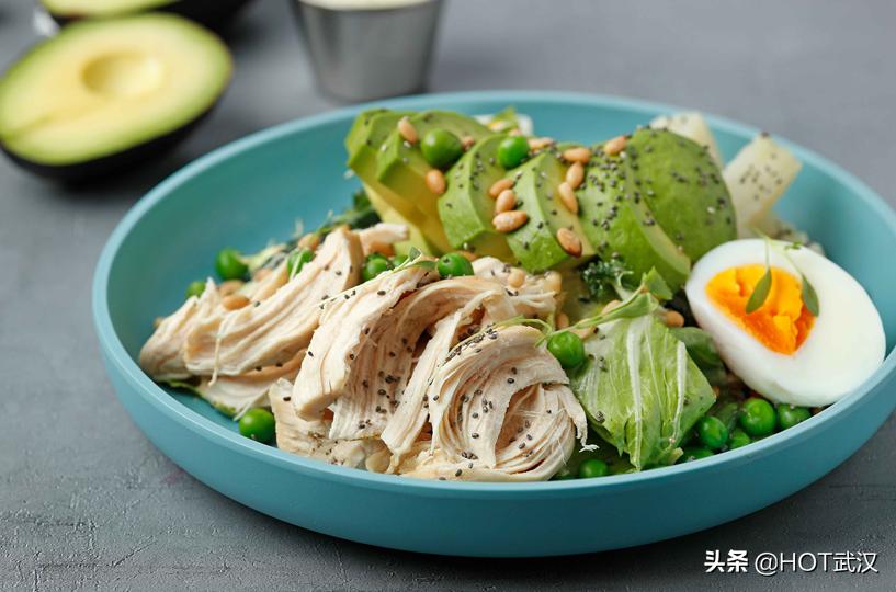 全国首家宝马MINI跨界西餐酒吧光谷开业，真的好吃