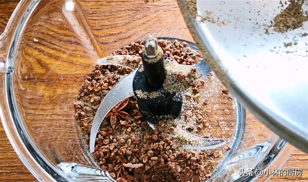 做椒盐可以只放胡椒和盐吗,可以用盐和花椒粉做椒盐