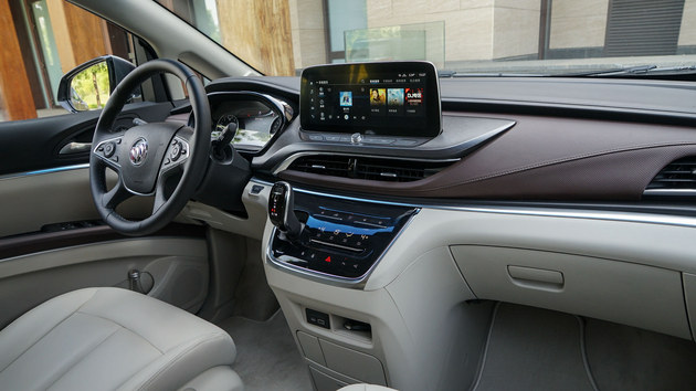 别克gl8陆上公务舱和es的区别,gl8es653t上路要多少钱