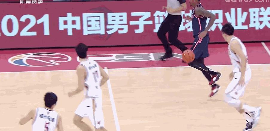 王仕鹏澄清,王仕鹏与易建联事件