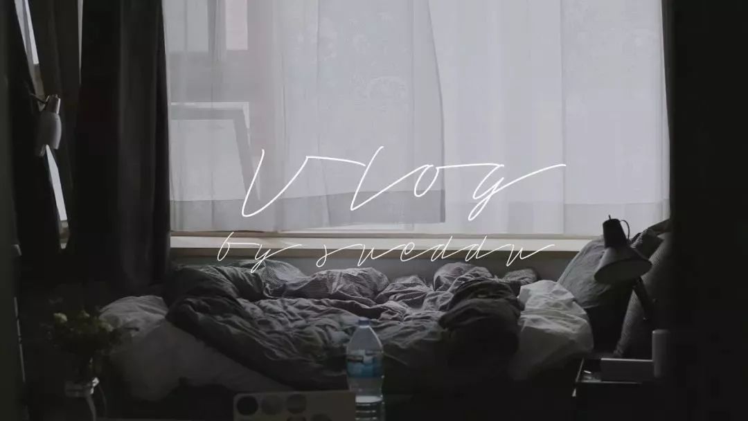 小姐姐分享自拍的“羞羞”日常，引百万人围观