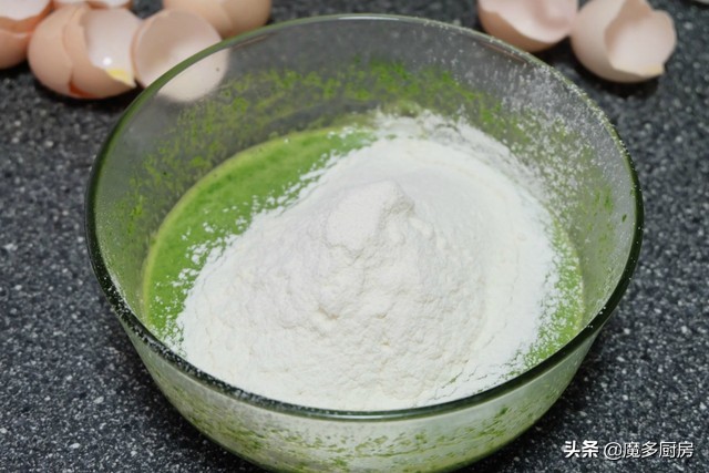 蛋糕怎么做好吃又简单教程,蛋糕怎样做蓬松又好吃秘诀