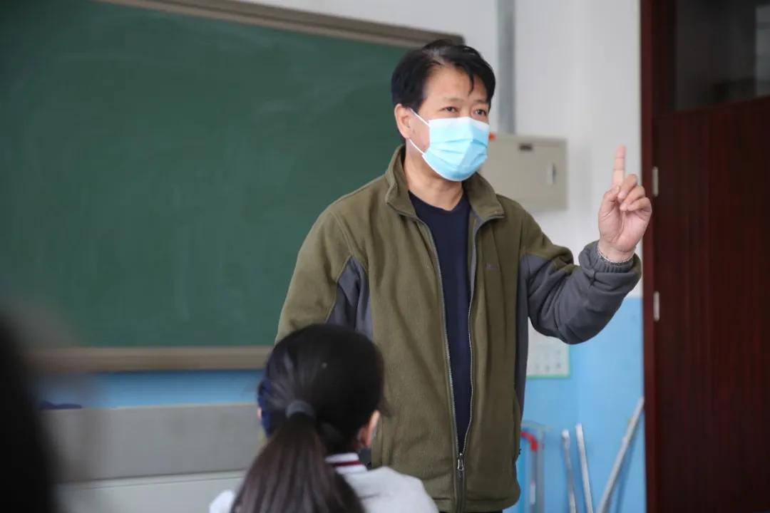 石景山区第二实验小学:视导明方向引领促成长