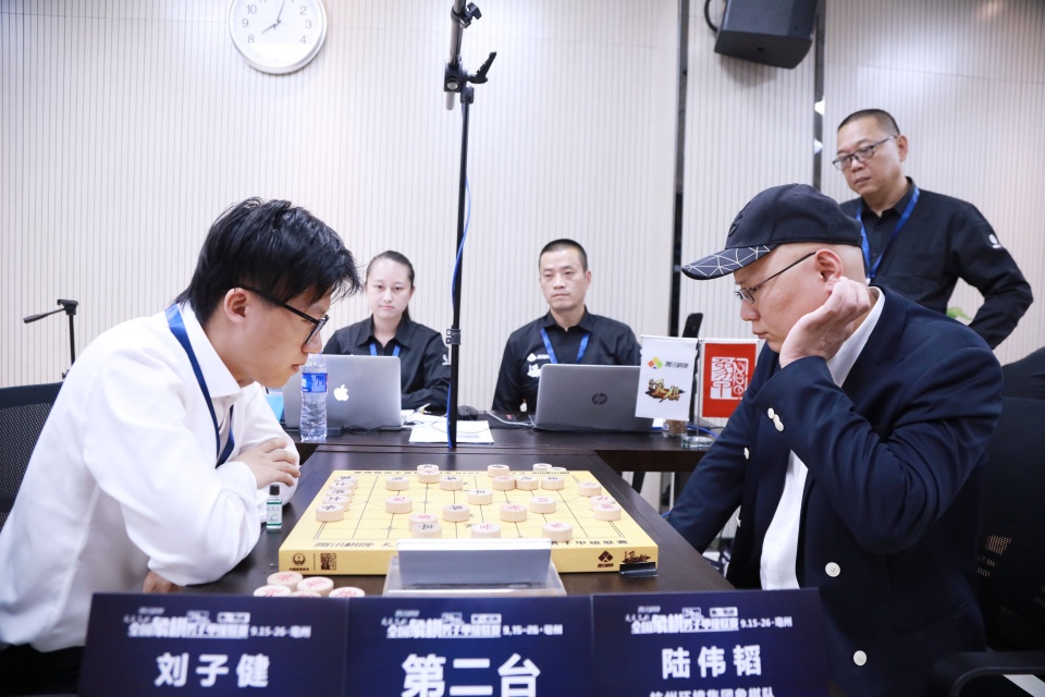 亳州战报|象甲联赛第六轮战罢，许文章含笑认输