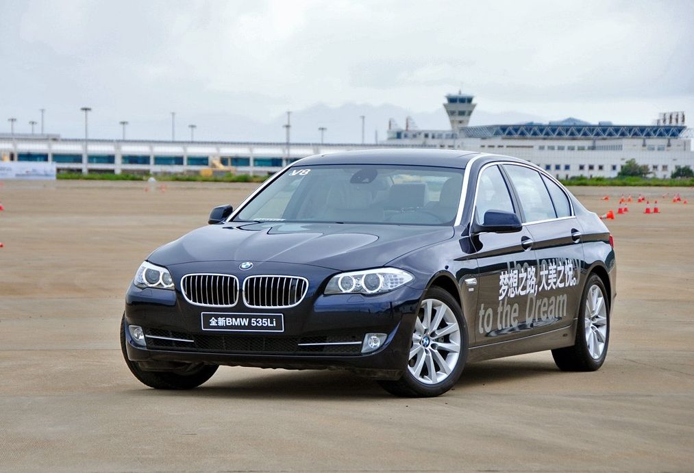 新款君威改内饰,别克新款君威改出来的效果图