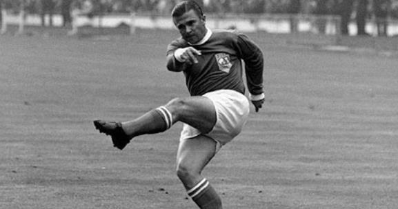 梅罗十大球星,梅罗和贝利谁更强