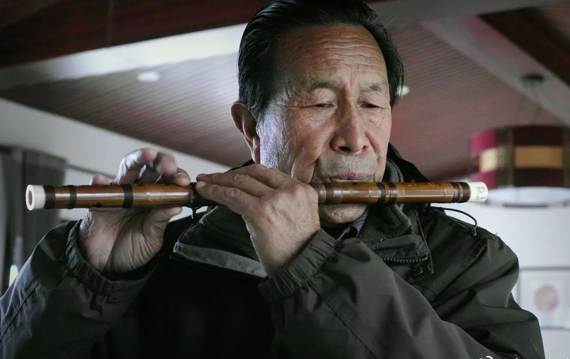 清明后母校一个班级古稀同学的聚会